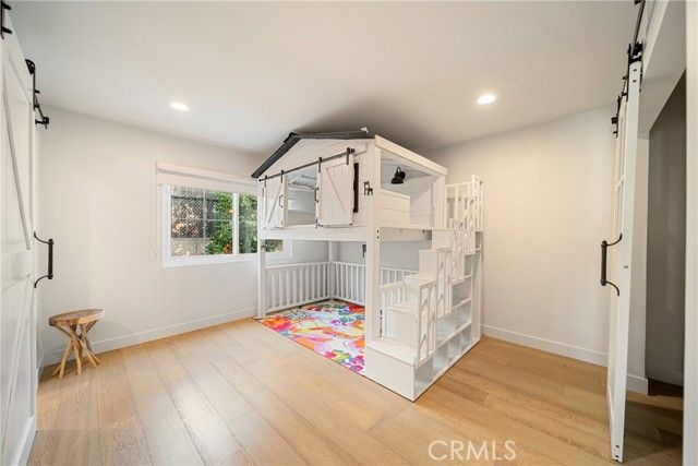 23417 Balmoral, West Hills (los Angeles), CA 91307