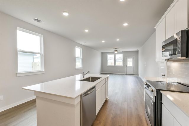 10938 Independence Road, Cleveland, TX 77328