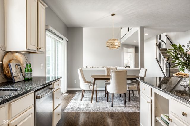 2515 Boylston Court, Zionsville, IN 46077