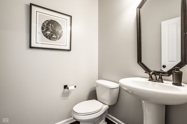 2515 Boylston Court, Zionsville, IN 46077