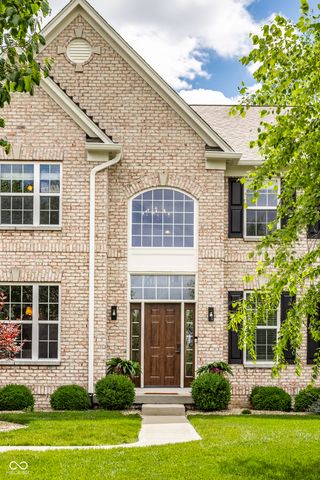 2515 Boylston Court, Zionsville, IN 46077