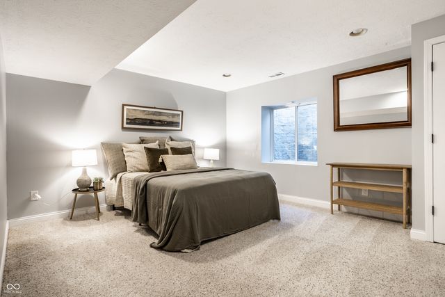 2515 Boylston Court, Zionsville, IN 46077