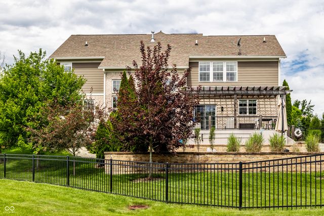 2515 Boylston Court, Zionsville, IN 46077