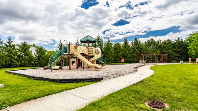 2515 Boylston Court, Zionsville, IN 46077