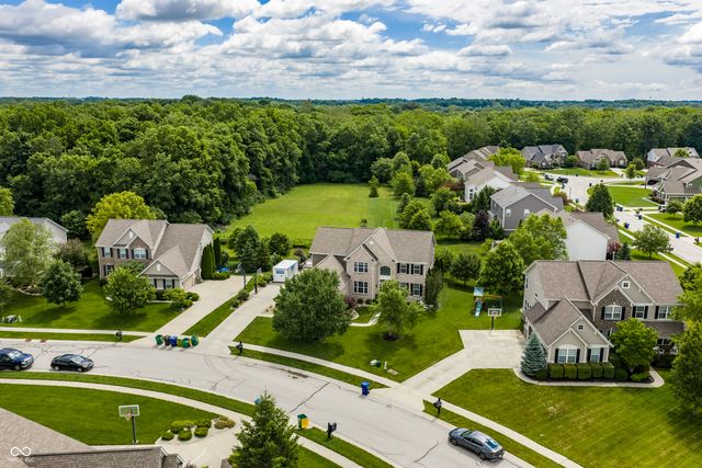 2515 Boylston Court, Zionsville, IN 46077