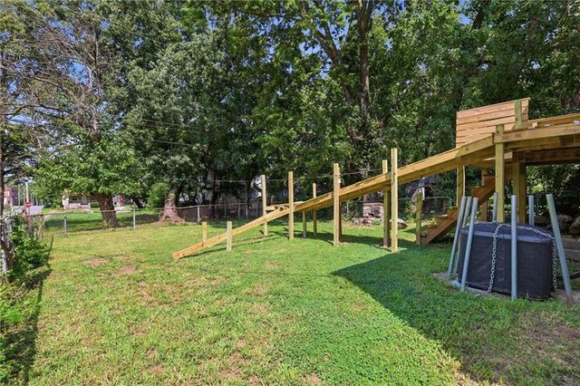 3744 Benton Boulevard, Kansas City, MO 64128