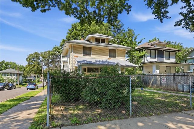 3744 Benton Boulevard, Kansas City, MO 64128
