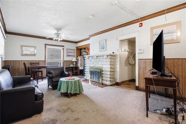 3744 Benton Boulevard, Kansas City, MO 64128