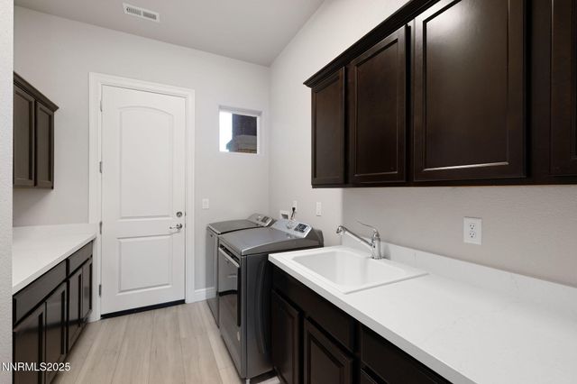 11161 Diamond Stream Drive, Sparks, NV 89441