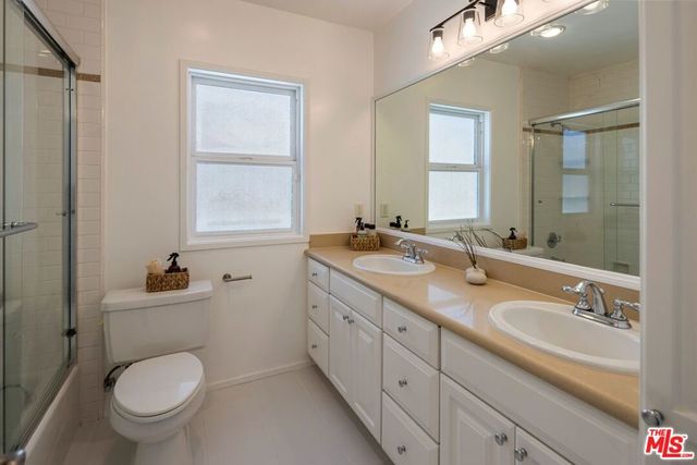 6446 W 85th Street, Los Angeles, CA 90045