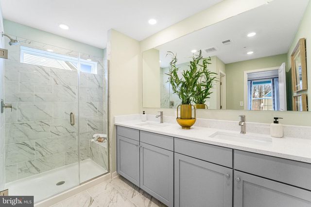 1735 WATER CROSSING RD, Baltimore, MD 21208