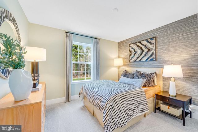 1735 WATER CROSSING RD, Baltimore, MD 21208