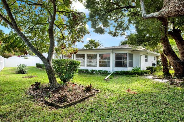 720 BOWSPRIT PLACE, Palm Harbor, FL 34685