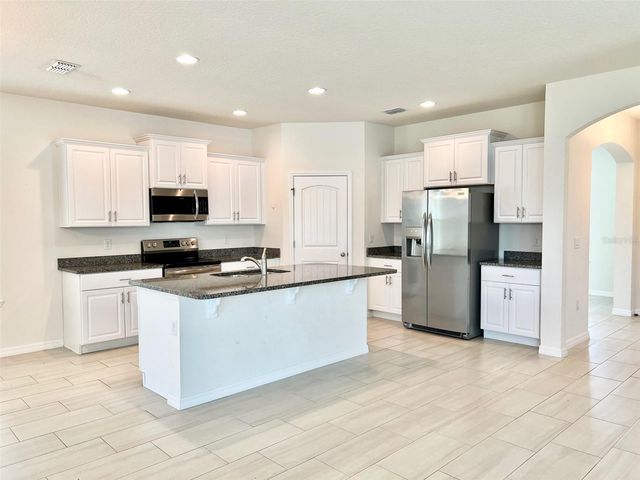 9330 MCLAREN ALLEY, Winter Garden, FL 34787