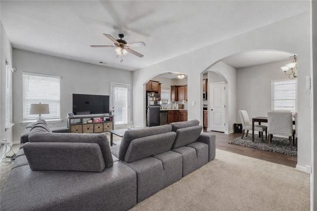 289 Magnaview Drive, Mcdonough, GA 30253