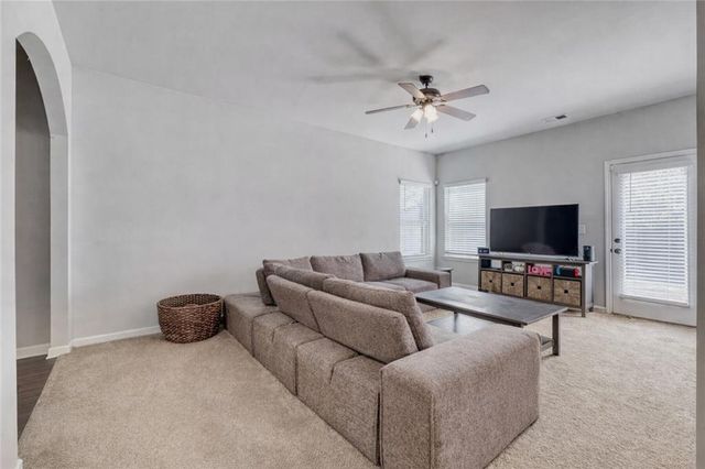 289 Magnaview Drive, Mcdonough, GA 30253