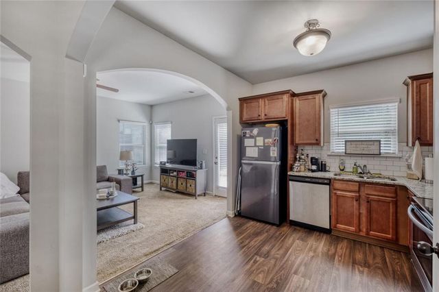 289 Magnaview Drive, Mcdonough, GA 30253