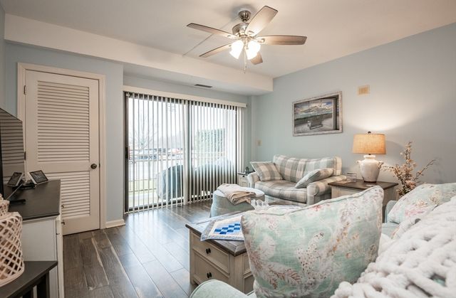 200 Locust St 106, Lynn, MA 01904