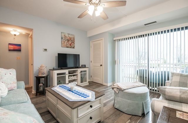 200 Locust St 106, Lynn, MA 01904