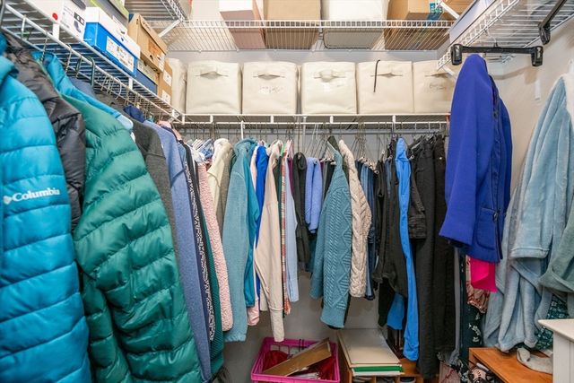 200 Locust St 106, Lynn, MA 01904