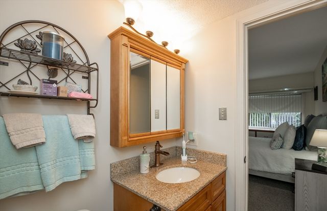 200 Locust St 106, Lynn, MA 01904