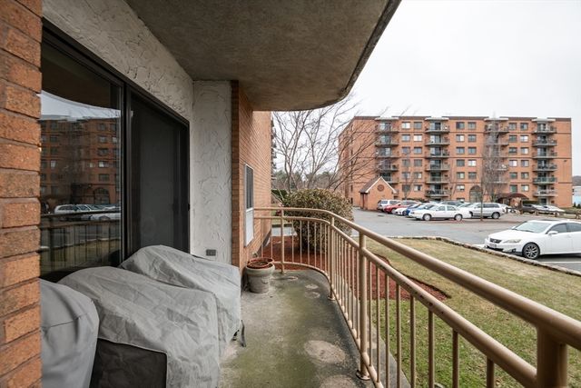 200 Locust St 106, Lynn, MA 01904