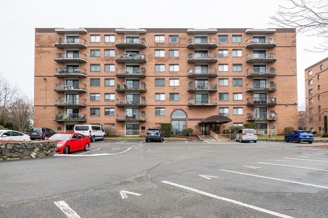 200 Locust St 106, Lynn, MA 01904