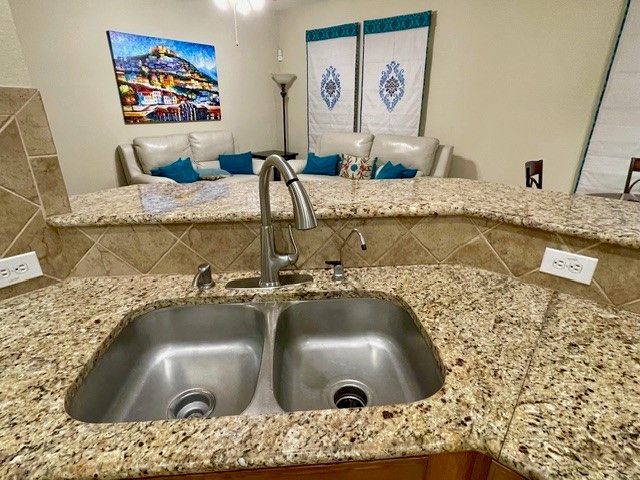 703 Chestnut Hill Drive, Allen, TX 75013