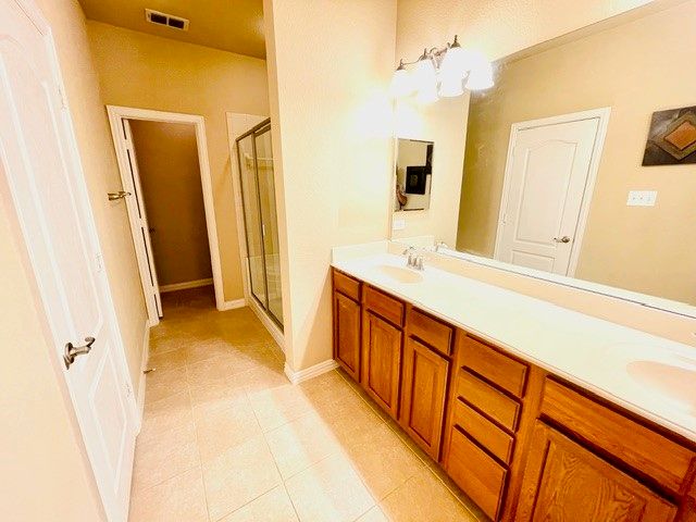 703 Chestnut Hill Drive, Allen, TX 75013