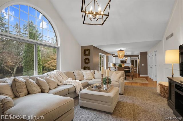 8039 Boulder Ridge Court, Brighton, MI 48116