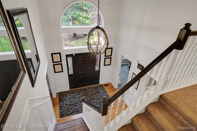 8039 Boulder Ridge Court, Brighton, MI 48116