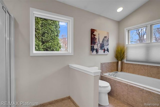 8039 Boulder Ridge Court, Brighton, MI 48116