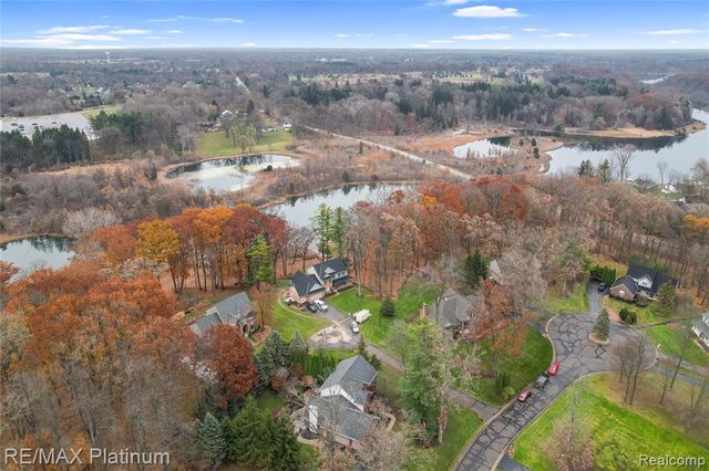 8039 Boulder Ridge Court, Brighton, MI 48116