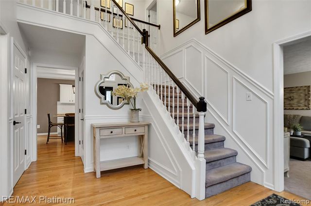 8039 Boulder Ridge Court, Brighton, MI 48116