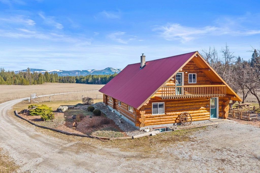 1114 N Stohr Rd, Newport, WA 99156 photo 2