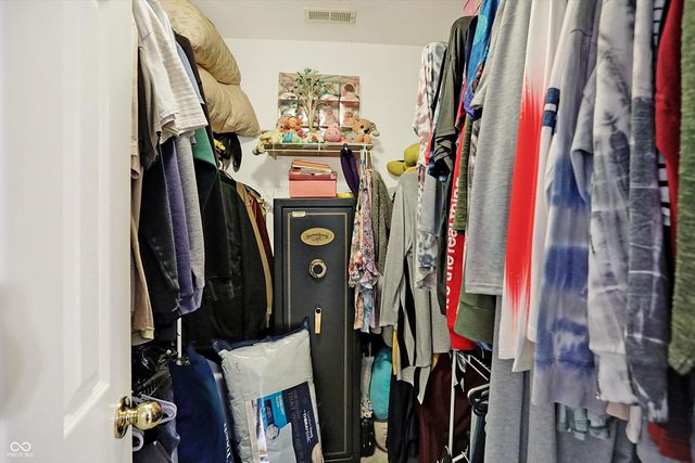 8655 Longspur Court, Indianapolis, IN 46234