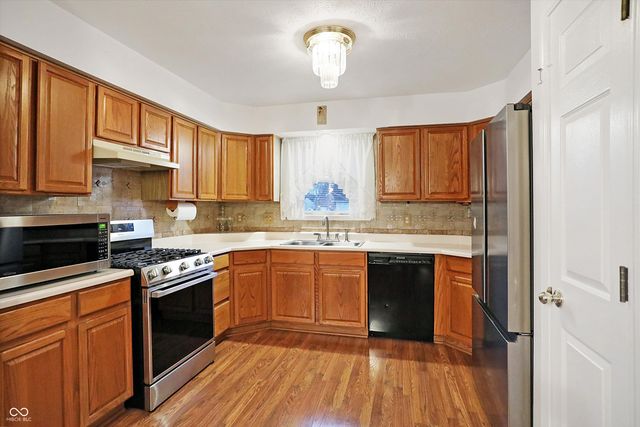 8655 Longspur Court, Indianapolis, IN 46234