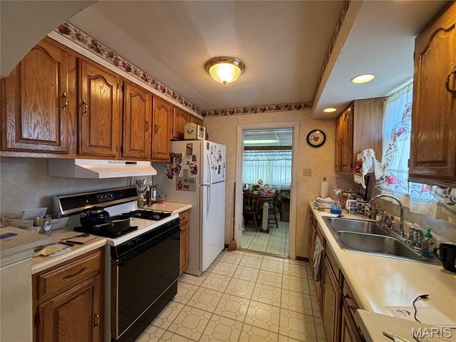 323 Carthage Avenue, St Louis, MO 63125