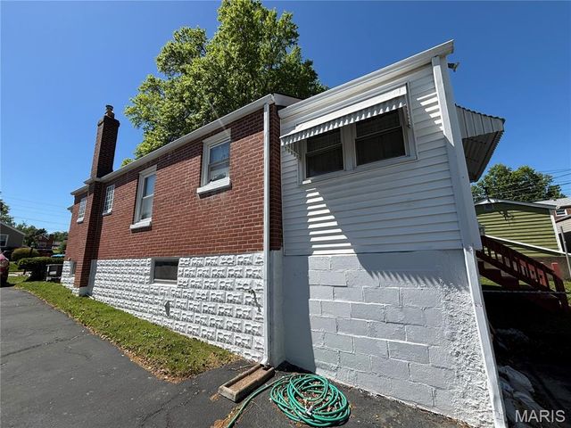 323 Carthage Avenue, St Louis, MO 63125