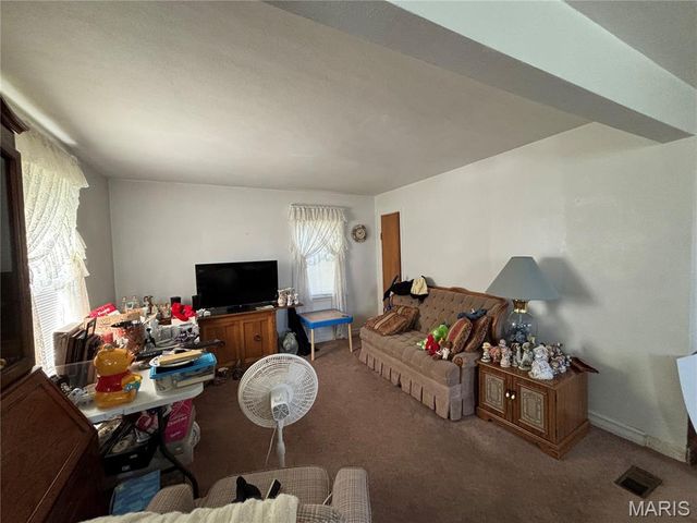 323 Carthage Avenue, St Louis, MO 63125