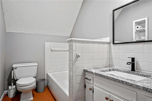 206 St Charles Street, Holden, MO 64040