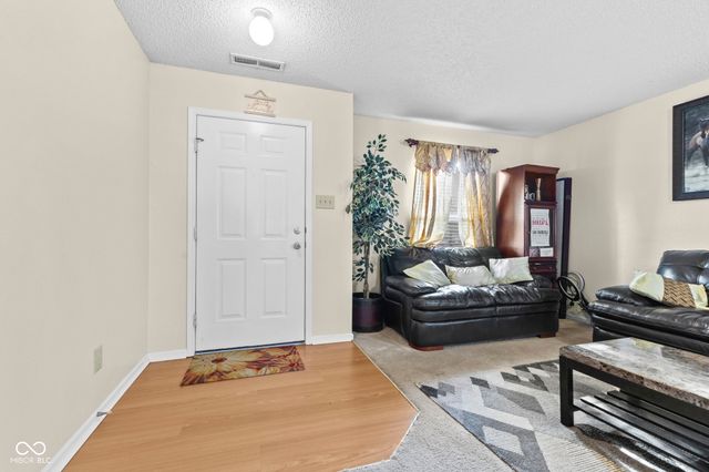 8620 Hopewell Court, Camby, IN 46113