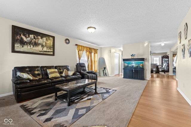 8620 Hopewell Court, Camby, IN 46113