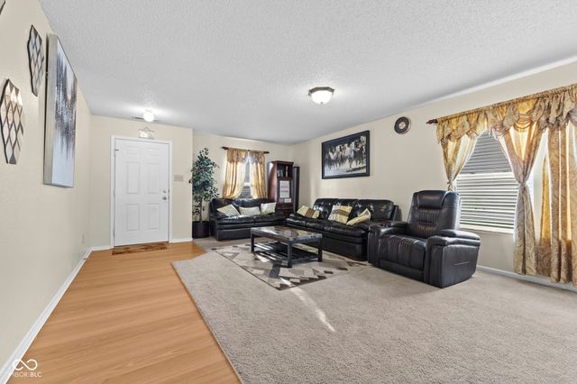 8620 Hopewell Court, Camby, IN 46113