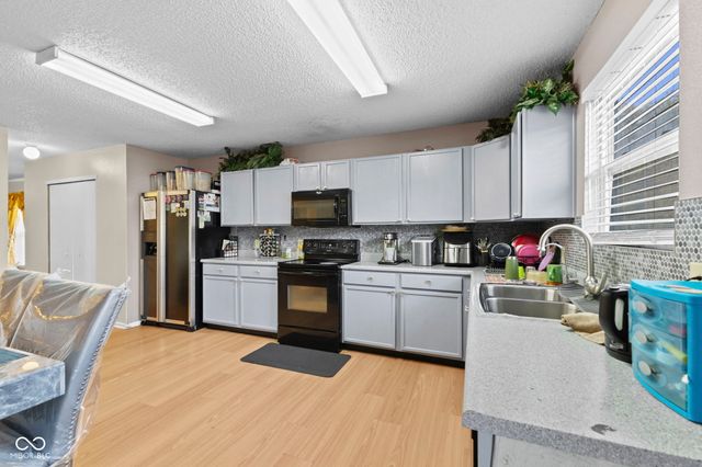 8620 Hopewell Court, Camby, IN 46113