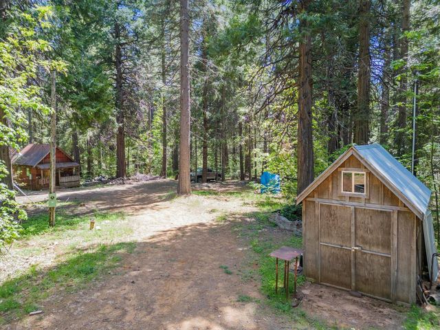 14138 La Porte Rd, Strawberry Valley, CA 95981