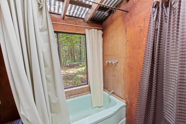 14138 La Porte Rd, Strawberry Valley, CA 95981