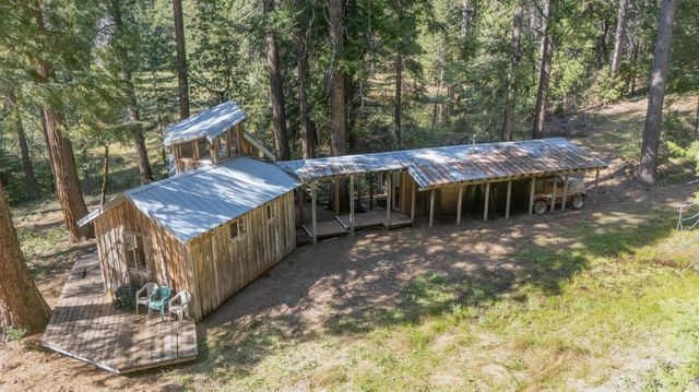 14138 La Porte Rd, Strawberry Valley, CA 95981