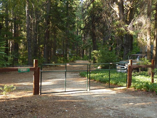 14138 La Porte Rd, Strawberry Valley, CA 95981