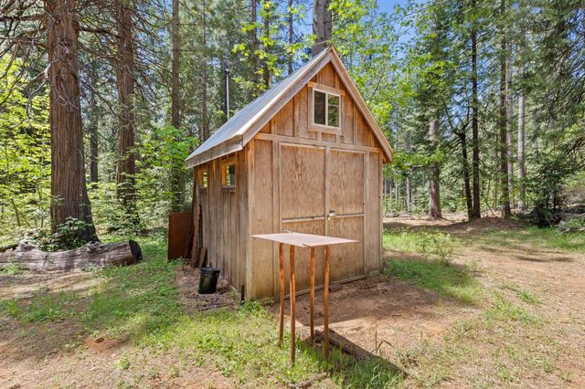 14138 La Porte Rd, Strawberry Valley, CA 95981